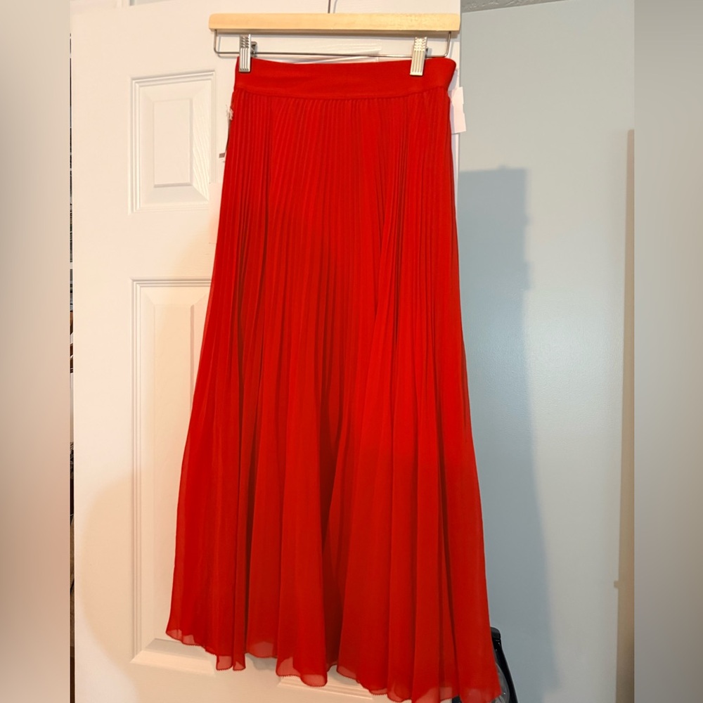 NEW Wilfred Twirl Skirt in Gogi Berry